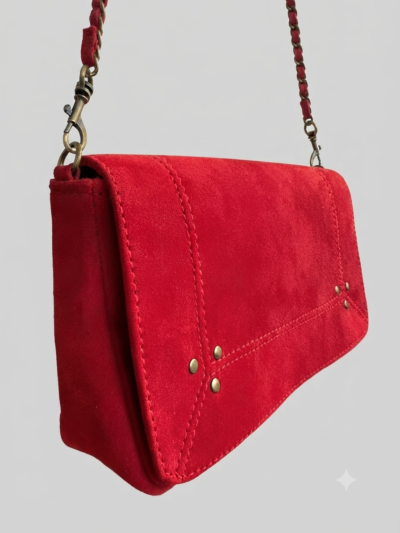 Sac à rabat en daim rouge